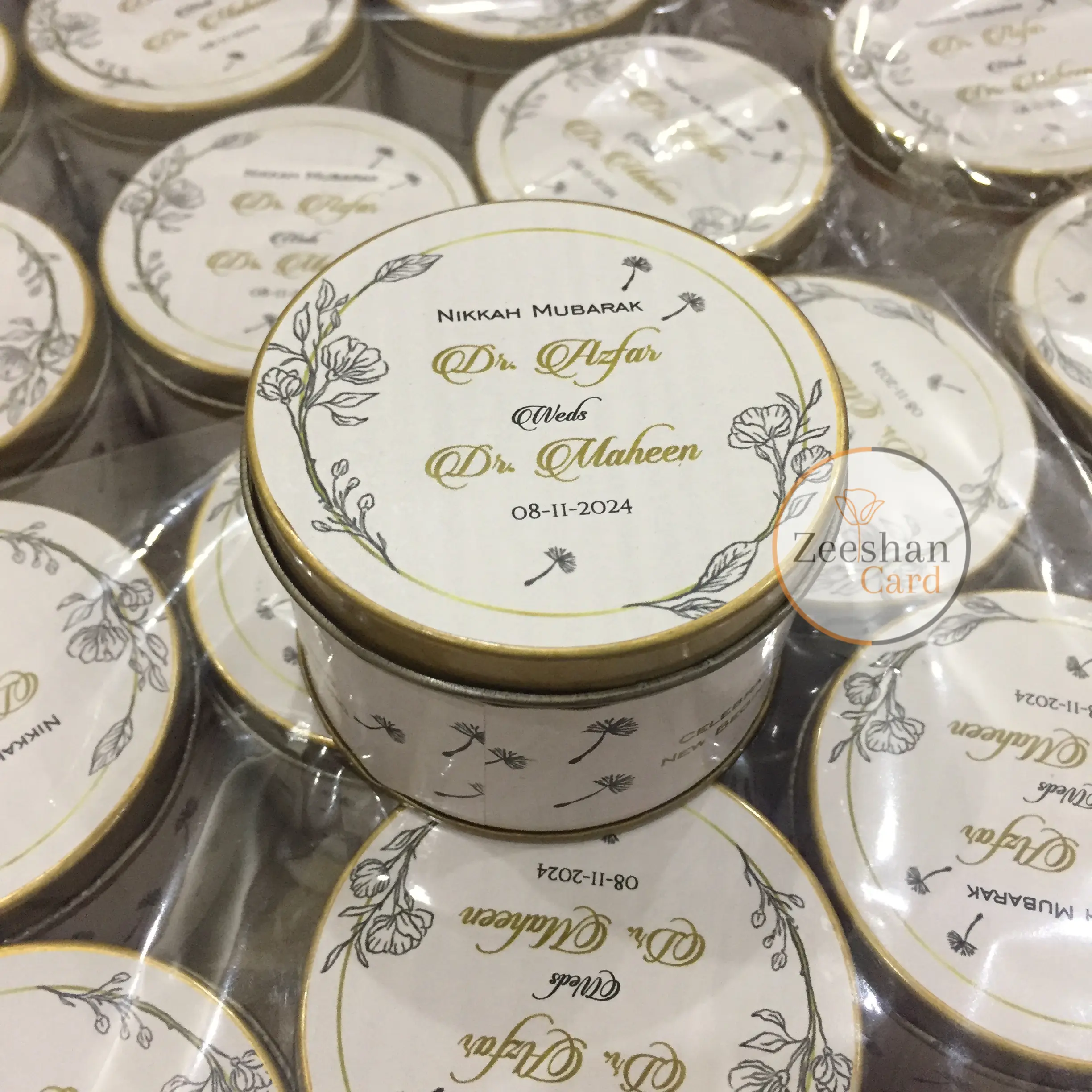 Beautiful Black and Golden Print Design Beautiful Black and Golden Print Design