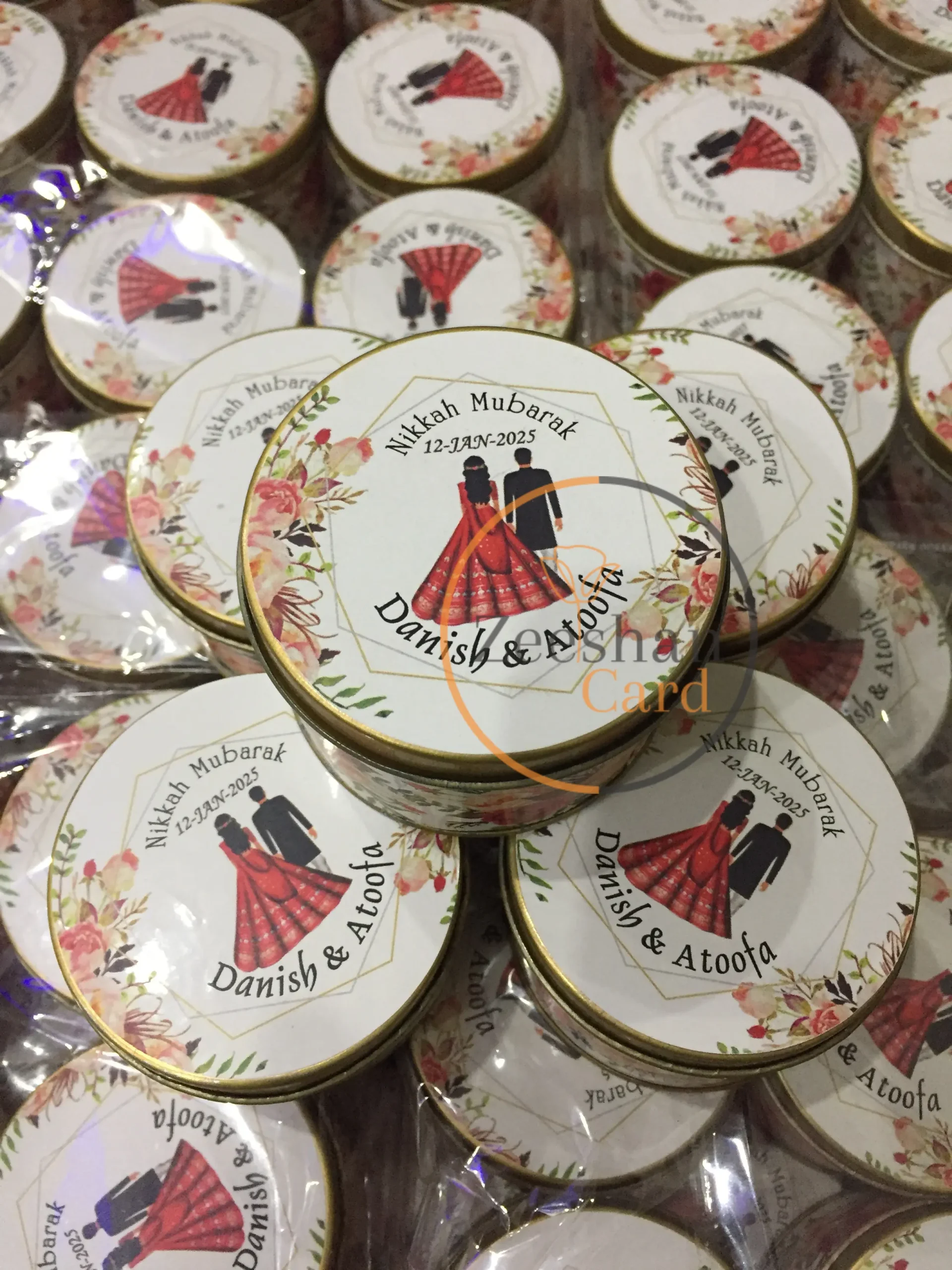 New Floral Design With Couple New Floral Design With Couple