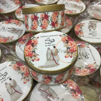 Couple Tin Box With Floral Design